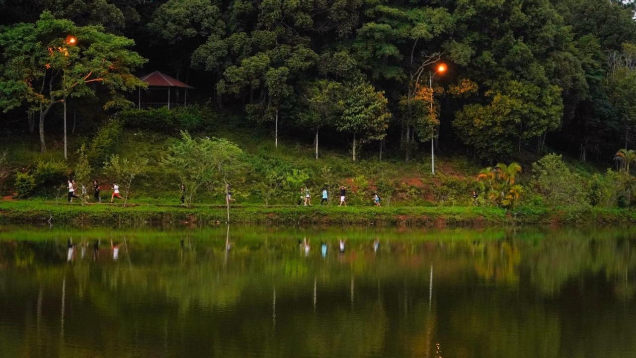 A Little Home Mang Den Kon Von Kla Exterior photo